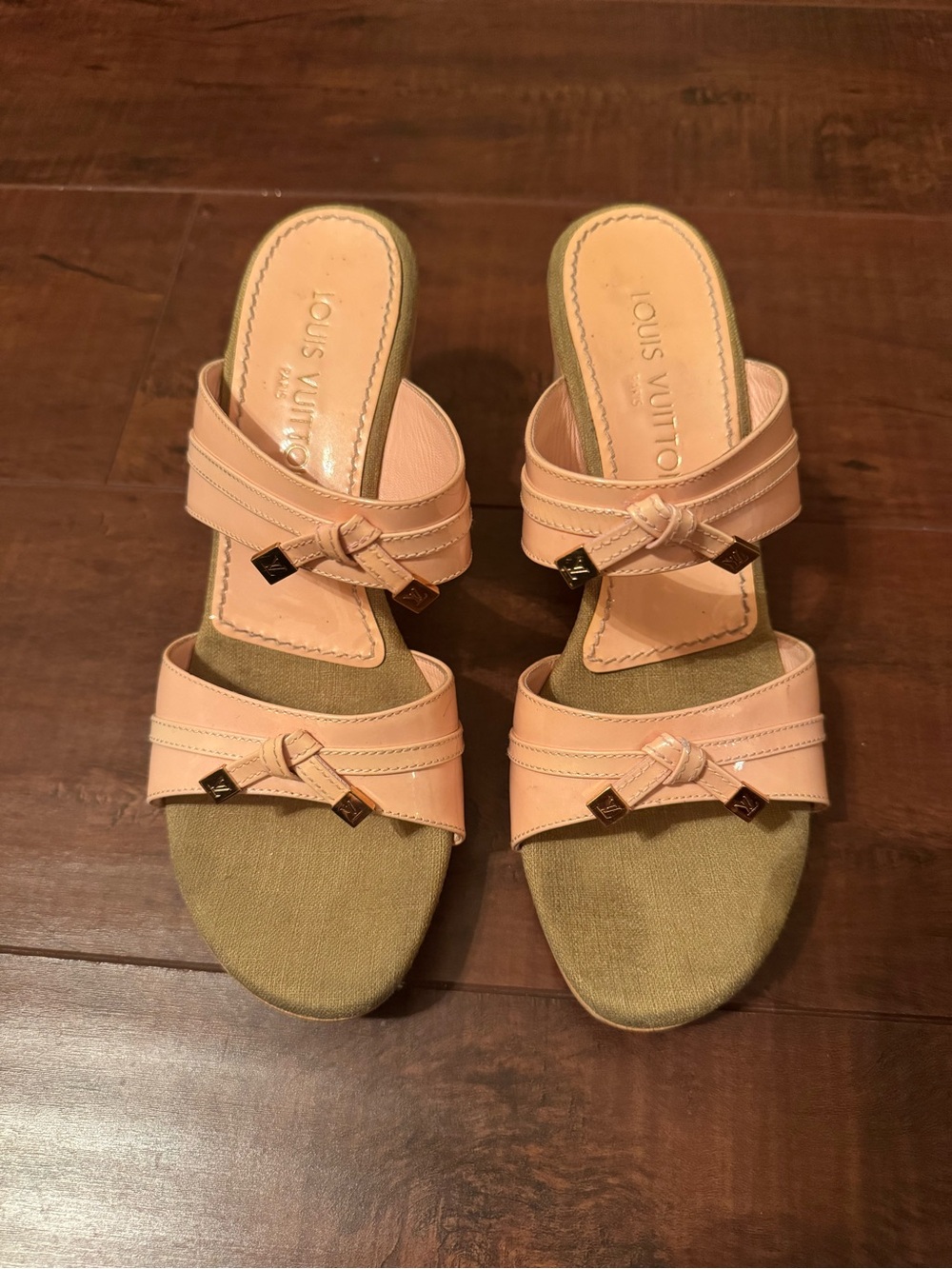 Louis Vuitton Blush Pink Leather Knot-Accent Slide Mules Size 38.5
